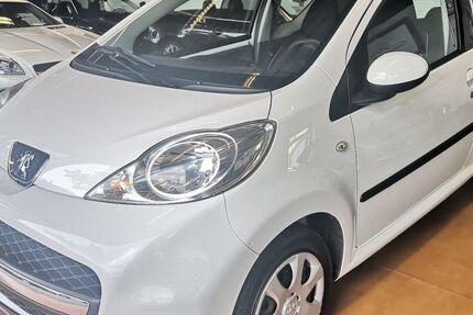 Peugeot 107 64.323 km 5.390 &euro; Bad Dürkheim 67098