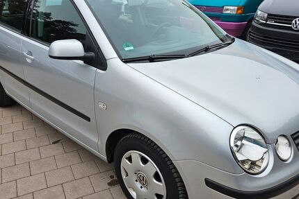VW Polo 76.500 km 3.850 &euro; Lachen-Speyerdorf 67435
