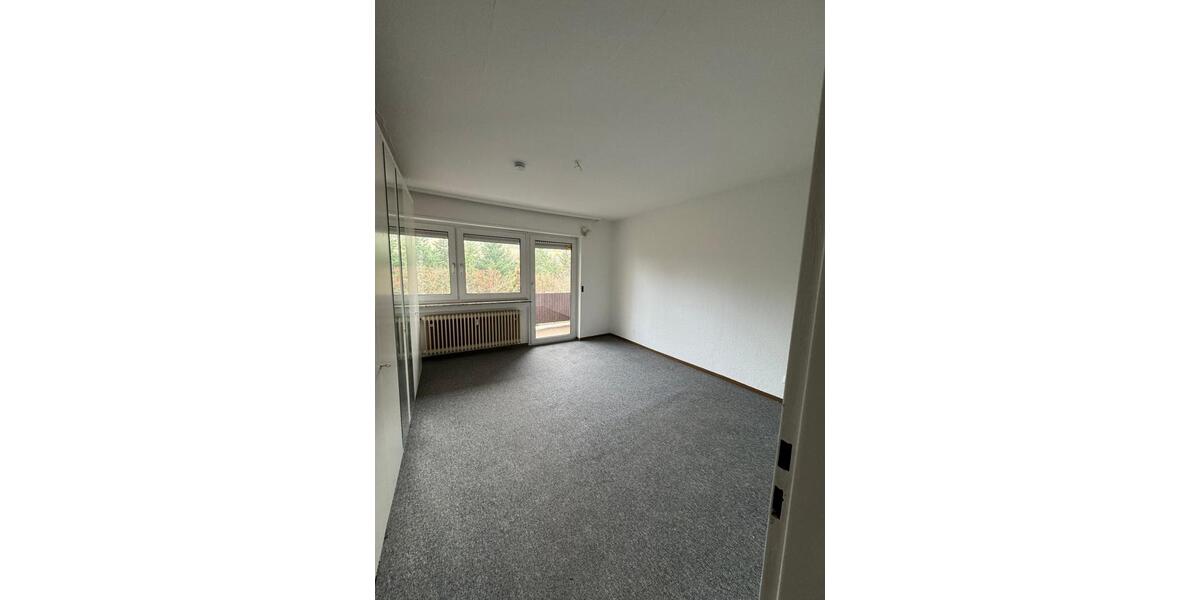 Erdgeschoßwohnung Dielkirchen - 3 Zimmer, 106 m&sup2;, 600&euro; | Angebot:25362434