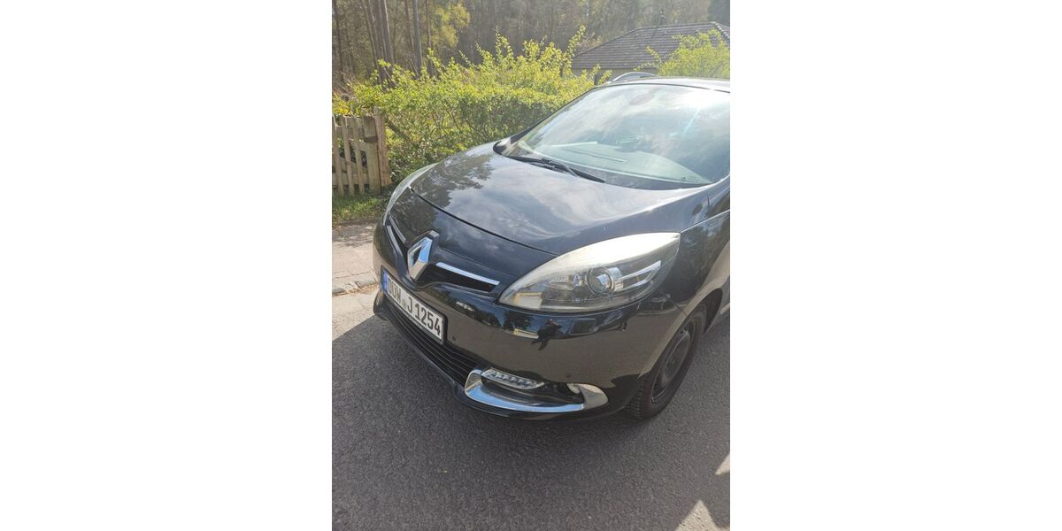 Renault Grand Scenic 228.535 km 3.900 &euro; Carlsberg 67316