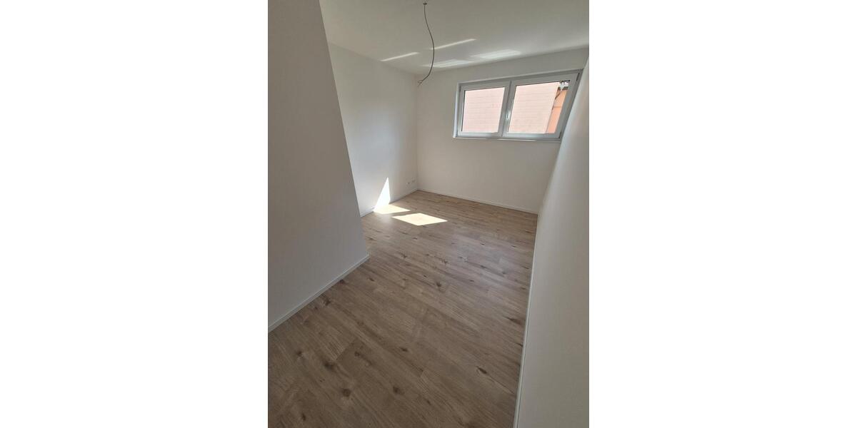 Etagenwohnung Schönenberg-Kübelberg Kübelberg - 3 Zimmer, 80 m&sup2;, 280.000&euro; | Angebot:26571025