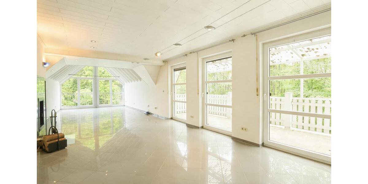 Maisonettenwohnung Höringen - 5 Zimmer, 172 m&sup2;, 1.050&euro; | Angebot:26493810