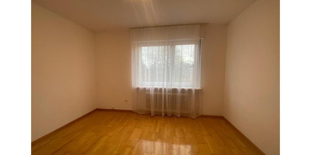 Etagenwohnung Kaiserslautern Bahnheim - 3 Zimmer, 76 m&sup2;, 205.000&euro; | Angebot:24760757