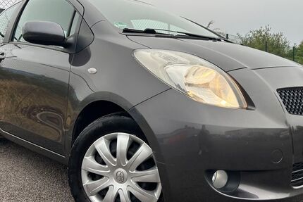 Toyota Yaris 187.900 km 2.400 &euro; Kirchheimbolanden 67292