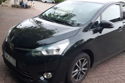 Toyota Verso 108.000 km 10.100 &euro; Eusserthal 76857