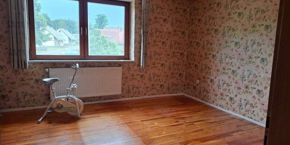 Mehrfamilienhaus, Wohnhaus Kaiserslautern Innenstadt - 6 Zimmer, 215.000&euro; | Angebot:26028129