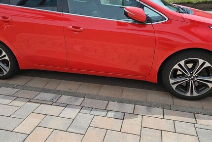 Kia ceed Sportswagon 138.000 km 7.400 € Krähenberg 66894