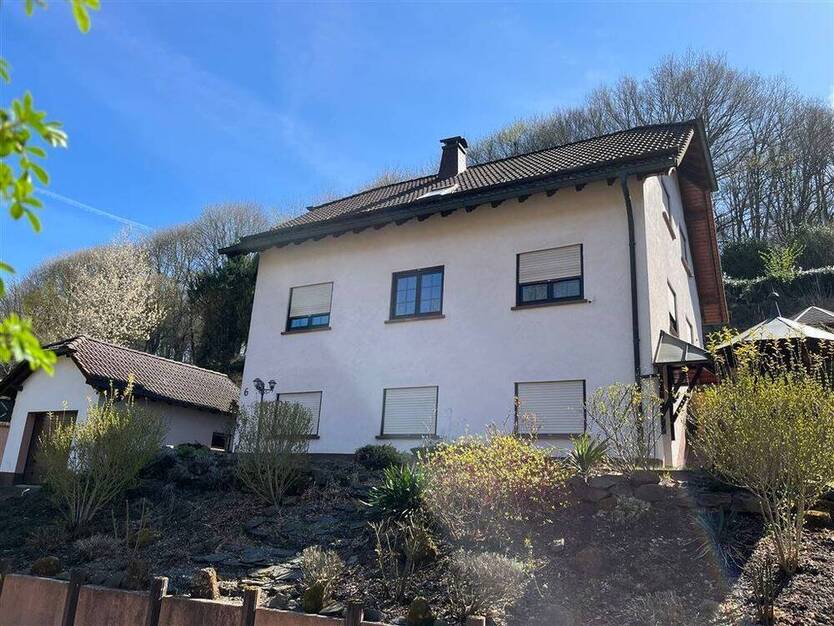 schönes Einfam.haus mit ELW (sep. Eingang)