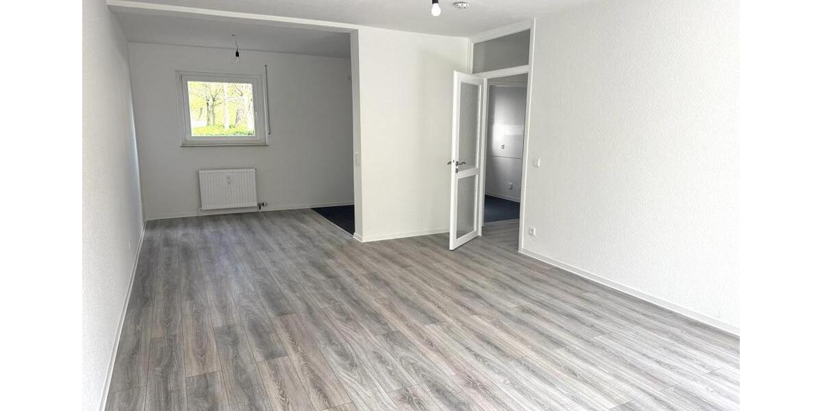 Erdgeschoßwohnung Kaiserslautern Engelshof - 3 Zimmer, 77 m&sup2;, 555&euro; | Angebot:26272887