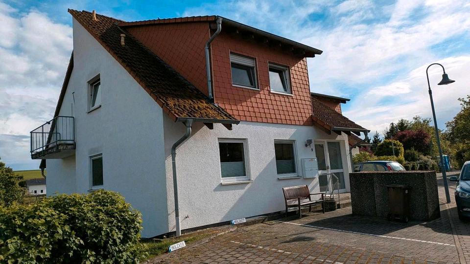 Dachgeschoßwohnung Steinbach am Donnersberg - 3 Zimmer, 72 m&sup2;, 120.000&euro; | Angebot:26644942