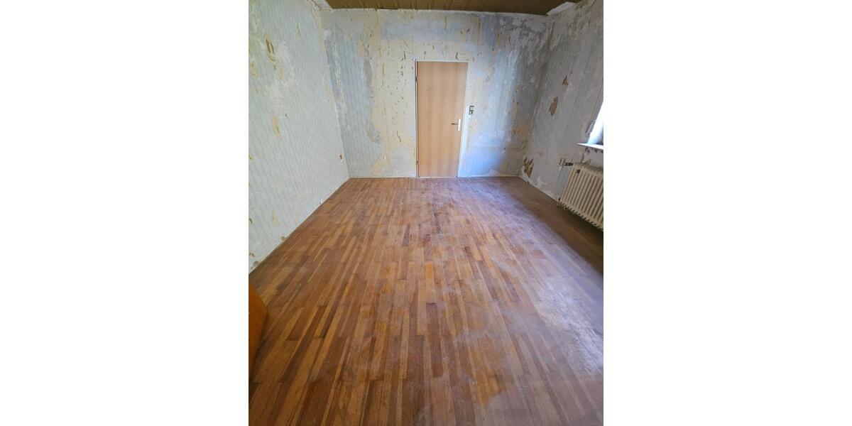 Einfamilienhaus Otterberg - 7 Zimmer, 250 m&sup2;, 259.000&euro; | Angebot:25891606