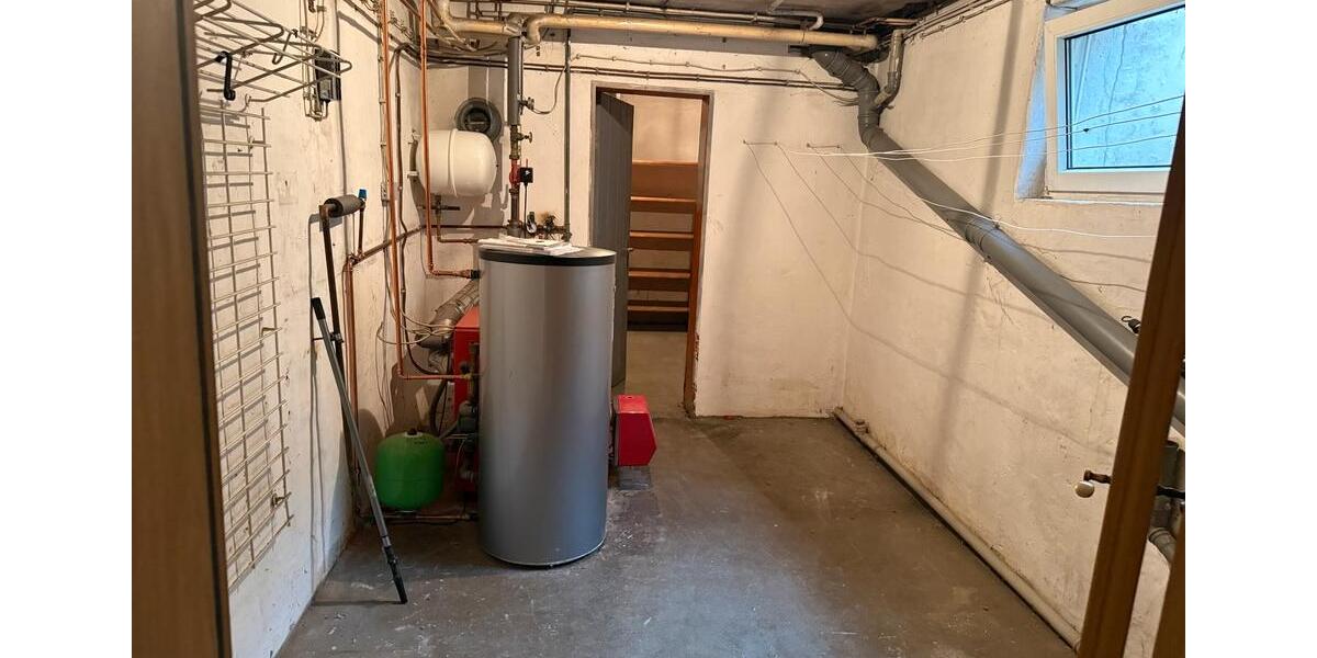 Einfamilienhaus Waldfischbach-Burgalben Burgalben - 8 Zimmer, 180 m&sup2;, 330.000&euro; | Angebot:26252706