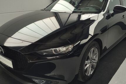 Mazda 3 42.700 km 16.990 &euro; Neustadt a. d. Weinstr. 67435