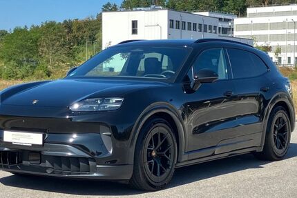Porsche Cayenne 9.900 km 128.190 &euro; Kaiserslautern 67657