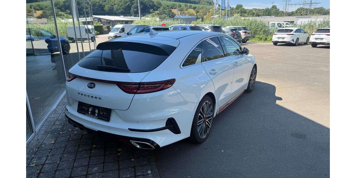 Kia pro ceed / ProCeed 87.100 km 21.900 &euro; Kusel 66869