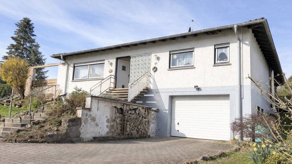 Bungalow Jettenbach - 5 Zimmer, 167 m&sup2;, 320.000&euro; | Angebot:26217582