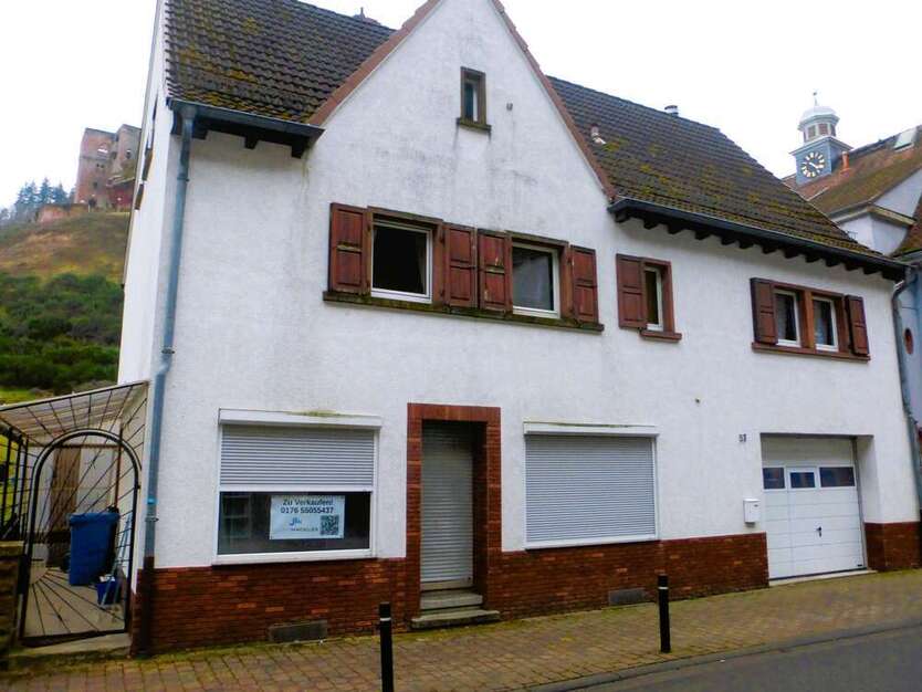 Haus zum Kaufen in Frankenstein 229.000 € 223 m²