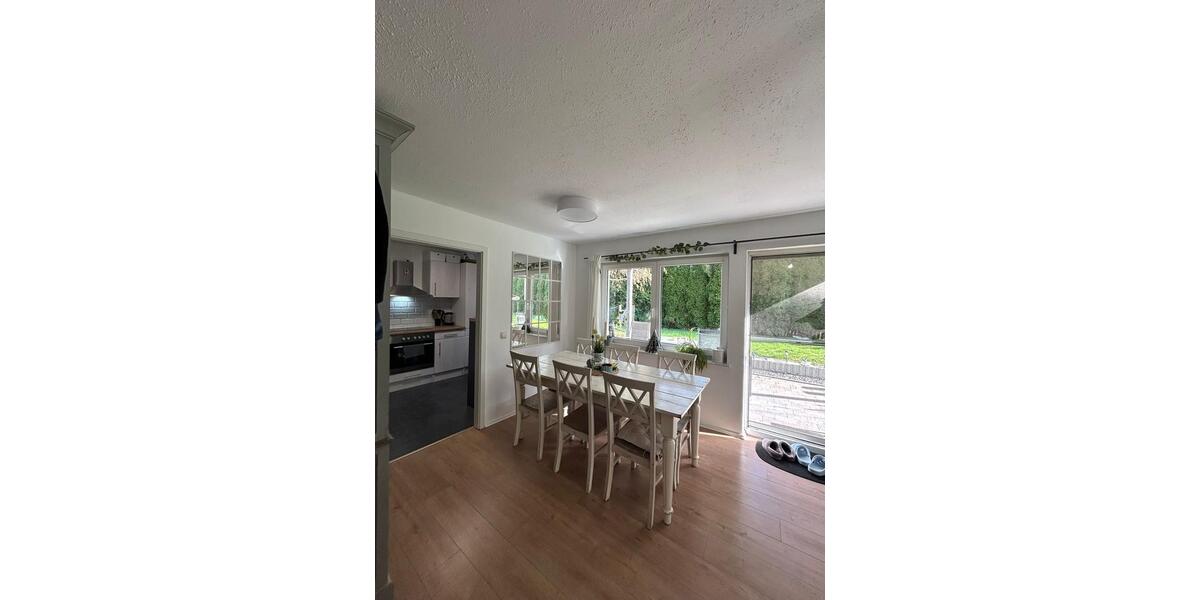 Etagenwohnung Göllheim - 2 Zimmer, 63 m&sup2;, 660&euro; | Angebot:26249171