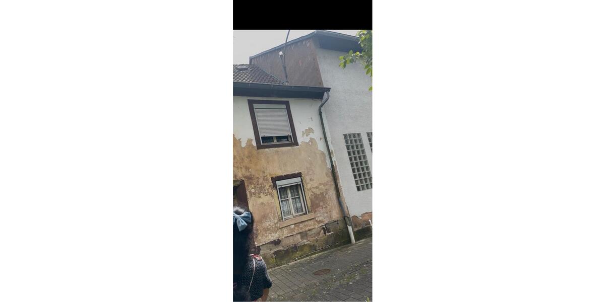 Reihenhaus Rammelsbach - 9 Zimmer, 190 m&sup2;, 25.000&euro; | Angebot:27055295