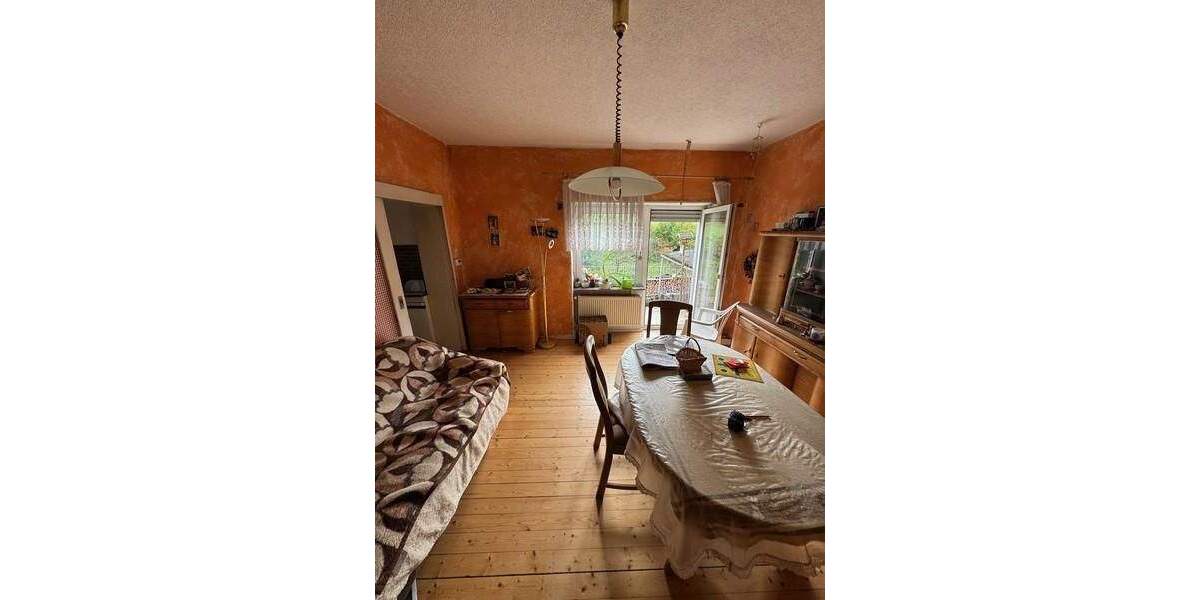 Einfamilienhaus Kaiserslautern Morlautern - 7 Zimmer, 180 m&sup2;, 349.000&euro; | Angebot:25775819