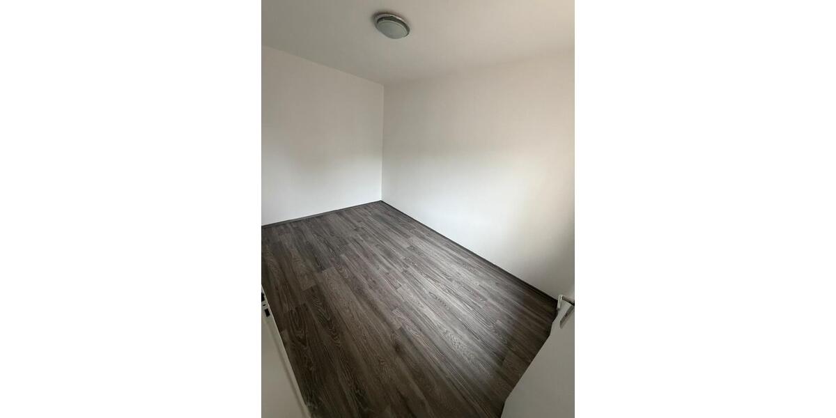 Einfamilienhaus Rockenhausen - 11 Zimmer, 225 m&sup2;, 260.000&euro; | Angebot:26128721