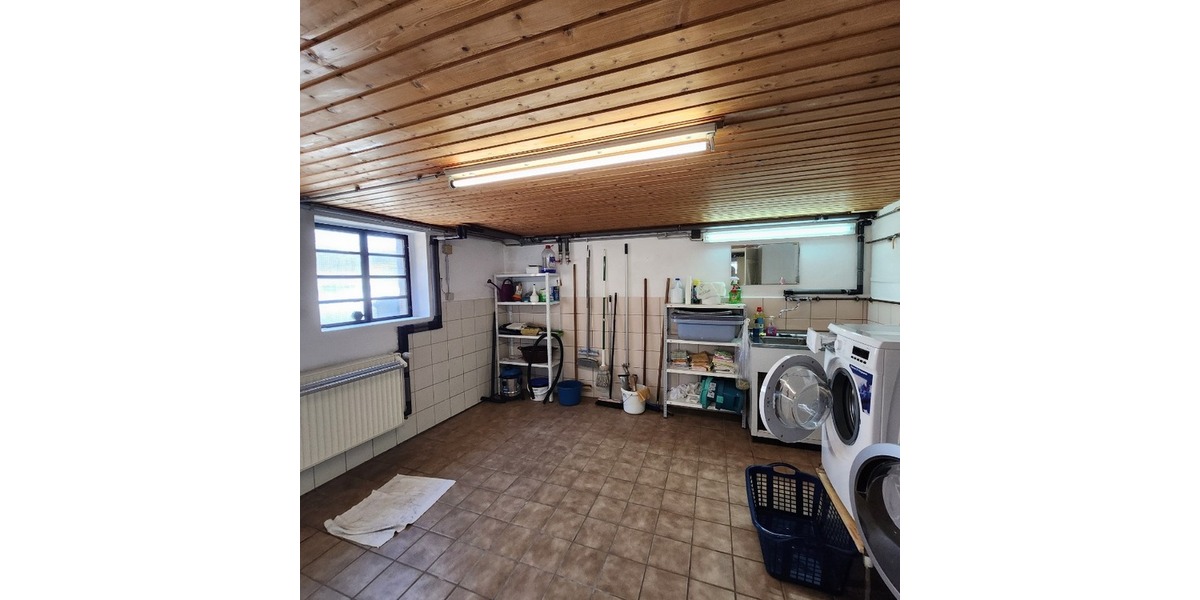 Einziehen & Wohlfühlen – Gepflegtes freistehendes 60er-Jahre-EFH mit Gartenparadies - Einfamilienhaus Thaleischweiler-Fröschen Fröschen | Angebot:25342461