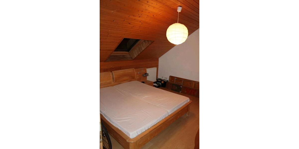 Dachgeschosswohnung in Otterbach 4 zimmer