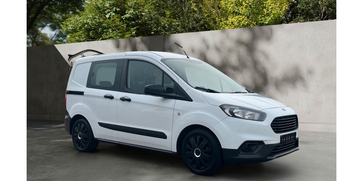 Ford Transit Courier 45.800 km 11.900 &euro; Neustadt 67434