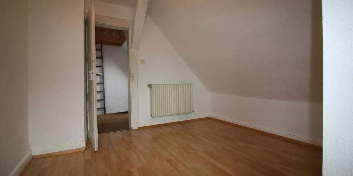 Einfamilienhaus Otterberg - 6 Zimmer, 121 m&sup2;, 175.000&euro; | Angebot:25674884
