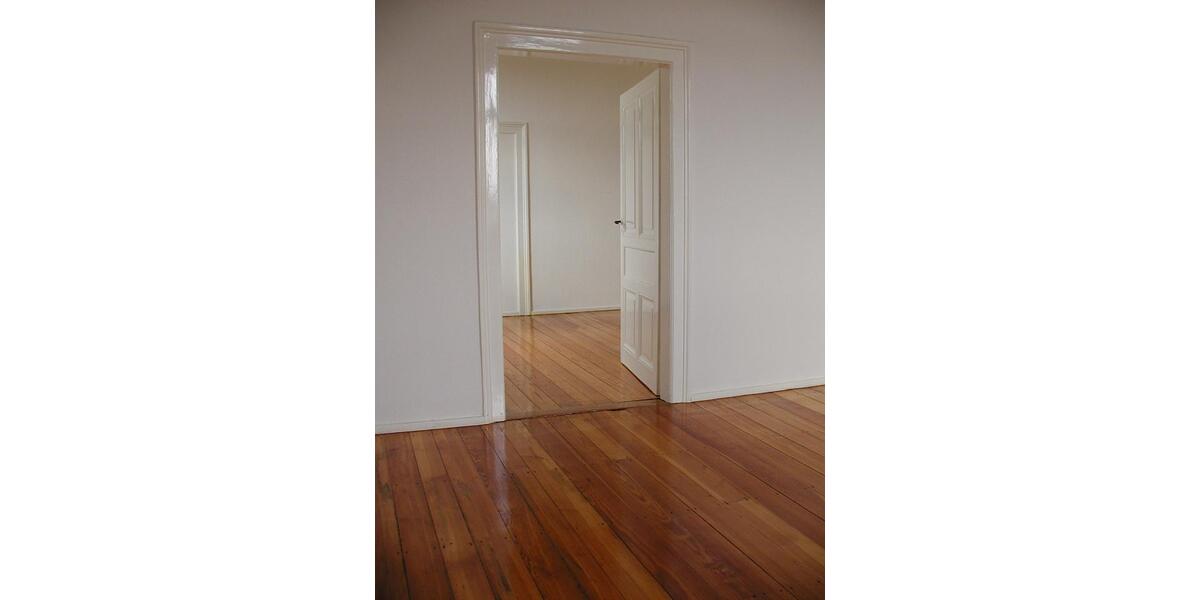 Dachgeschoßwohnung Neustadt an der Weinstraße - 3 Zimmer, 74 m&sup2;, 875&euro; | Angebot:25975168