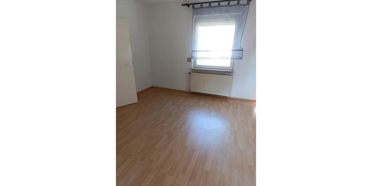 ObjNr:19706 - Lichtdurchflutete DHH in guter Lage von Hauenstein - Doppelhaushälfte Hauenstein | Angebot:21251816