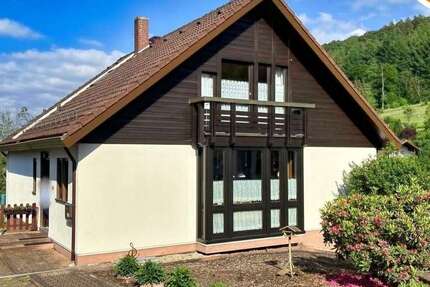 Haus Elmstein - 7 Zimmer, 180 m&sup2;, 300.000&euro; | Angebot:24600894