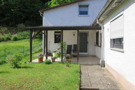 Haus zum Kaufen in Kaiserslautern 220.000 € 210 m² 8 zimmer