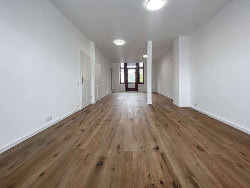 Haus zum Mieten in Kaiserslautern 2.100 € 190 m² 5 zimmer