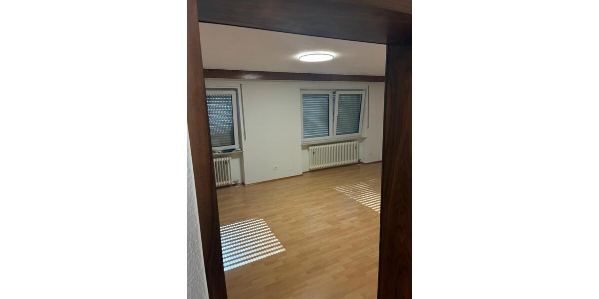 Erdgeschoßwohnung Kaiserslautern Engelshof - 3 Zimmer, 92 m&sup2;, 1.050&euro; | Angebot:26705194