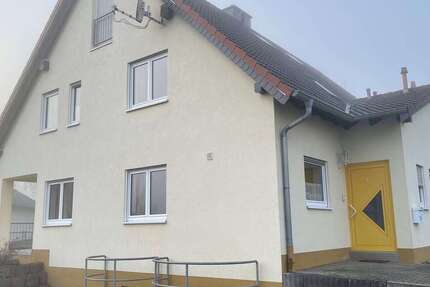 Haus KL-Siegelbach Siegelbach - 7 Zimmer, 191 m&sup2;, 1.800&euro; | Angebot:25233441
