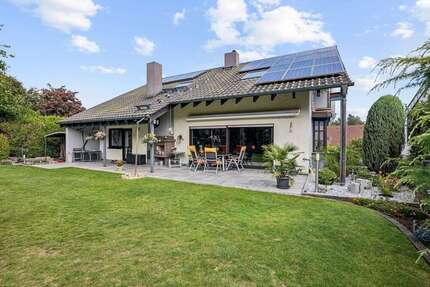 Haus zum Kaufen in Kaiserslautern 749.000 € 302 m² 10 zimmer