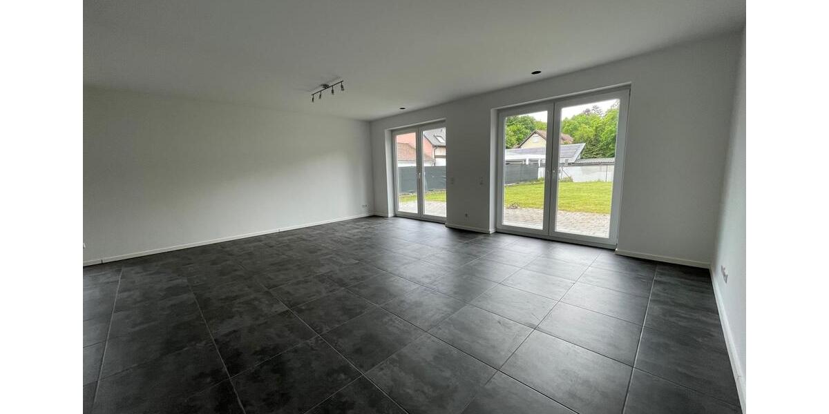 Doppelhaushälfte Kaiserslautern - 4 Zimmer, 166 m&sup2;, 2.000&euro; | Angebot:26609449