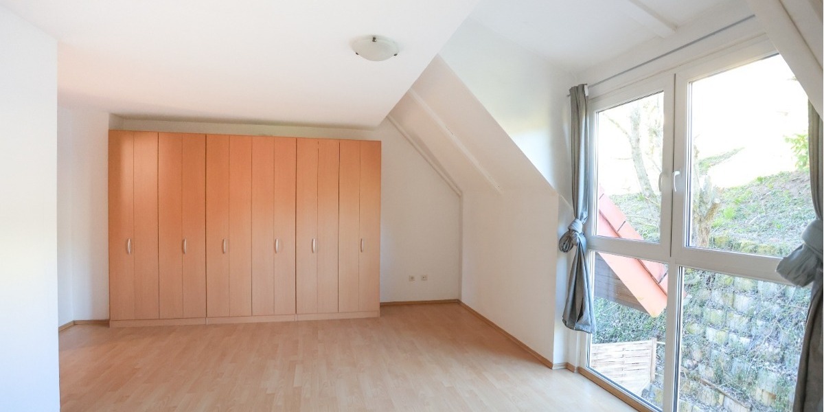 Housing approved: großes Reihenendhaus mit Stellplatz, Galerie & Terrasse über 4 Etagen zu vermieten - Reihenendhaus Queidersbach | Angebot:25181148