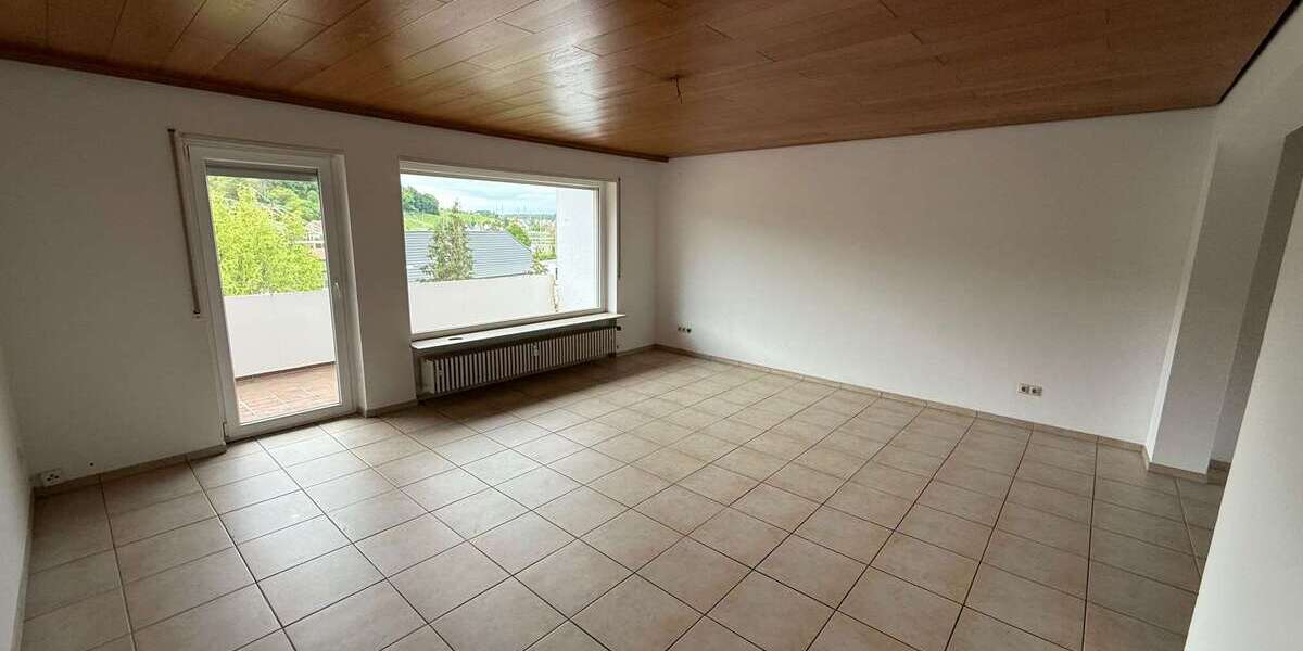 Etagenwohnung Otterbach - 5 Zimmer, 130 m&sup2;, 1.000&euro; | Angebot:26827252