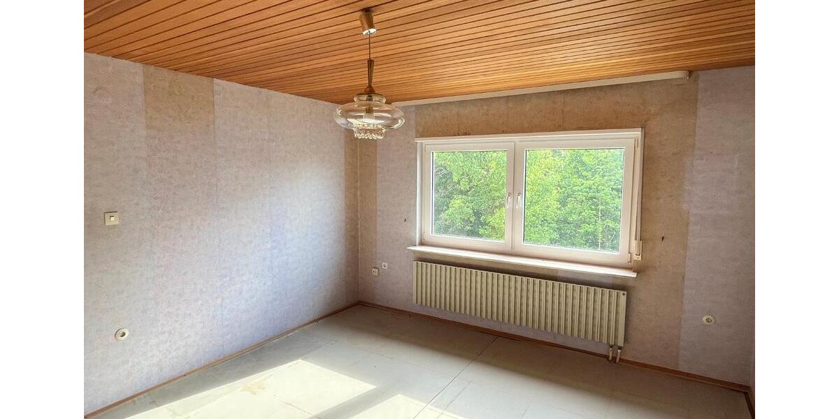 Doppelhaushälfte Pirmasens - 6 Zimmer, 180 m&sup2;, 210.000&euro; | Angebot:26565952