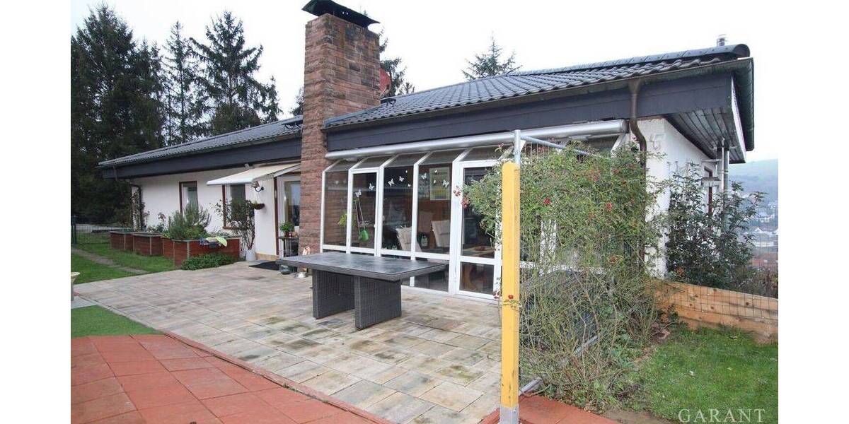 Bungalow Wolfstein - 7 Zimmer, 206 m&sup2;, 299.000&euro; | Angebot:25778804