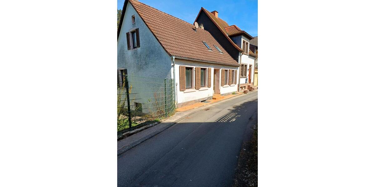 Reihenhaus Queidersbach - 4 Zimmer, 165 m&sup2;, 155.000&euro; | Angebot:26339472