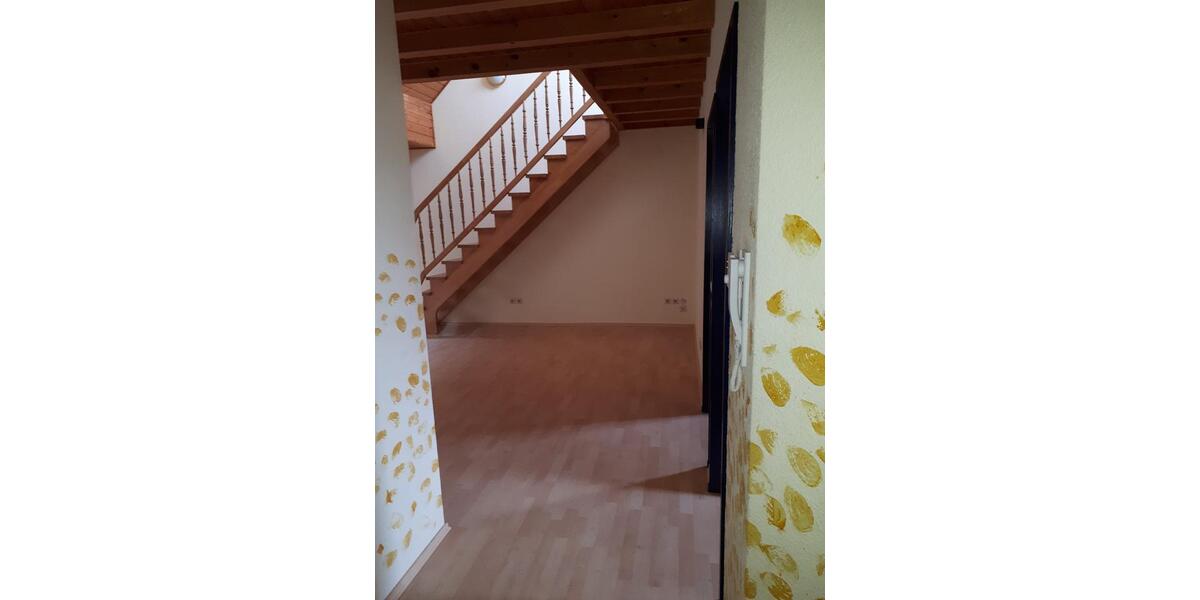 Etagenwohnung Kaiserslautern Bahnheim - 4 Zimmer, 84 m&sup2;, 850&euro; | Angebot:26489719