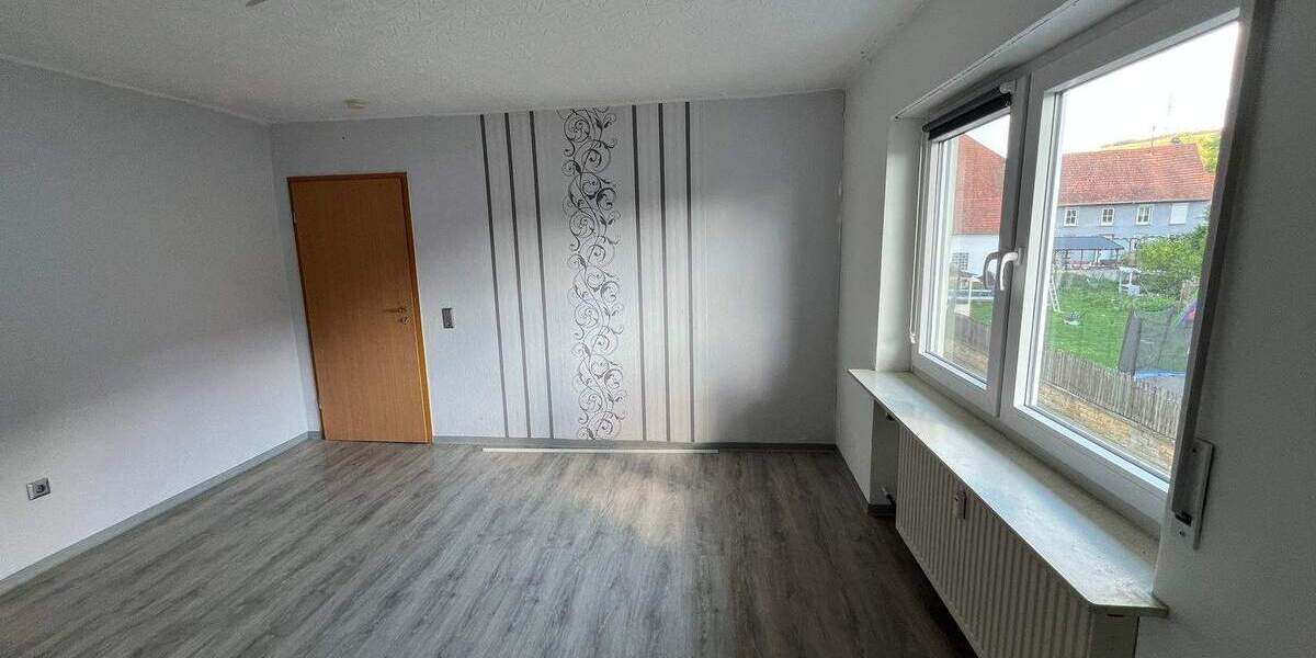 Mehrfamilienhaus, Wohnhaus Becherbach - 7 Zimmer, 241 m&sup2;, 149.000&euro; | Angebot:25741733