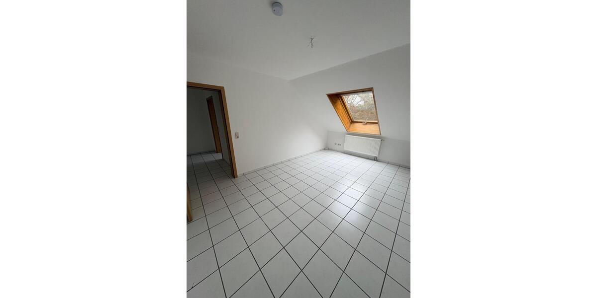 Terrassenwohnung Kaiserslautern Betzenberg - 4 Zimmer, 155 m&sup2;, 1.400&euro; | Angebot:25895057