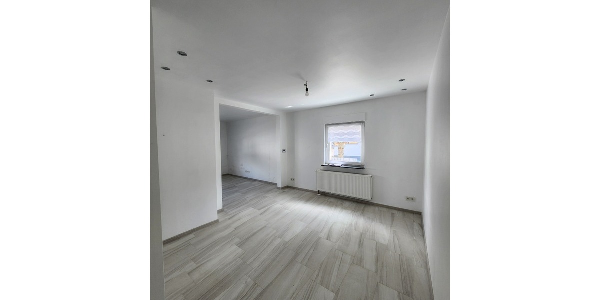 Attraktiv modernisierte Doppelhaushälfte mit hohem Wohnkomfort in Katzenbach - Doppelhaushälfte Hütschenhausen Katzenbach | Angebot:26633330