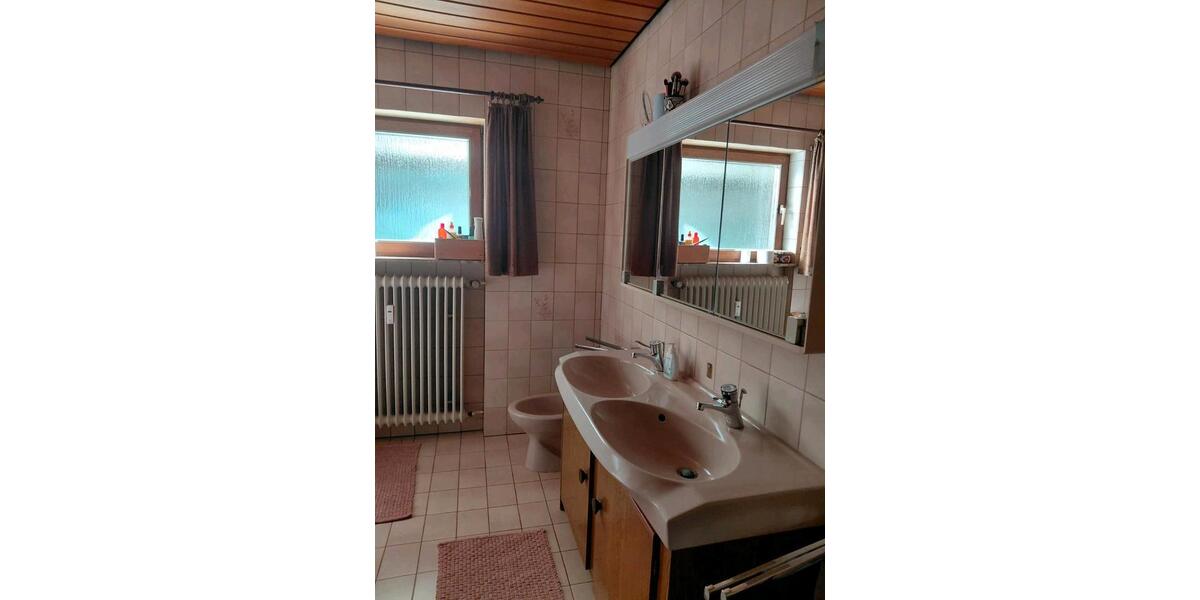 Erdgeschoßwohnung Wilgartswiesen - 3 Zimmer, 140 m&sup2;, 1.300&euro; | Angebot:26124462