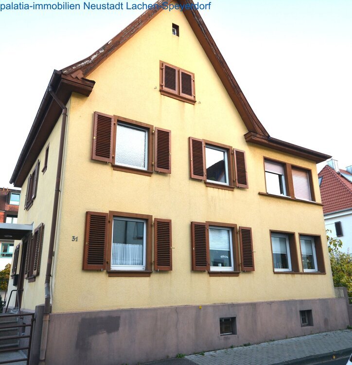 Haus in Hambach in schöner Wohnlage mit Garten 7 zimmer