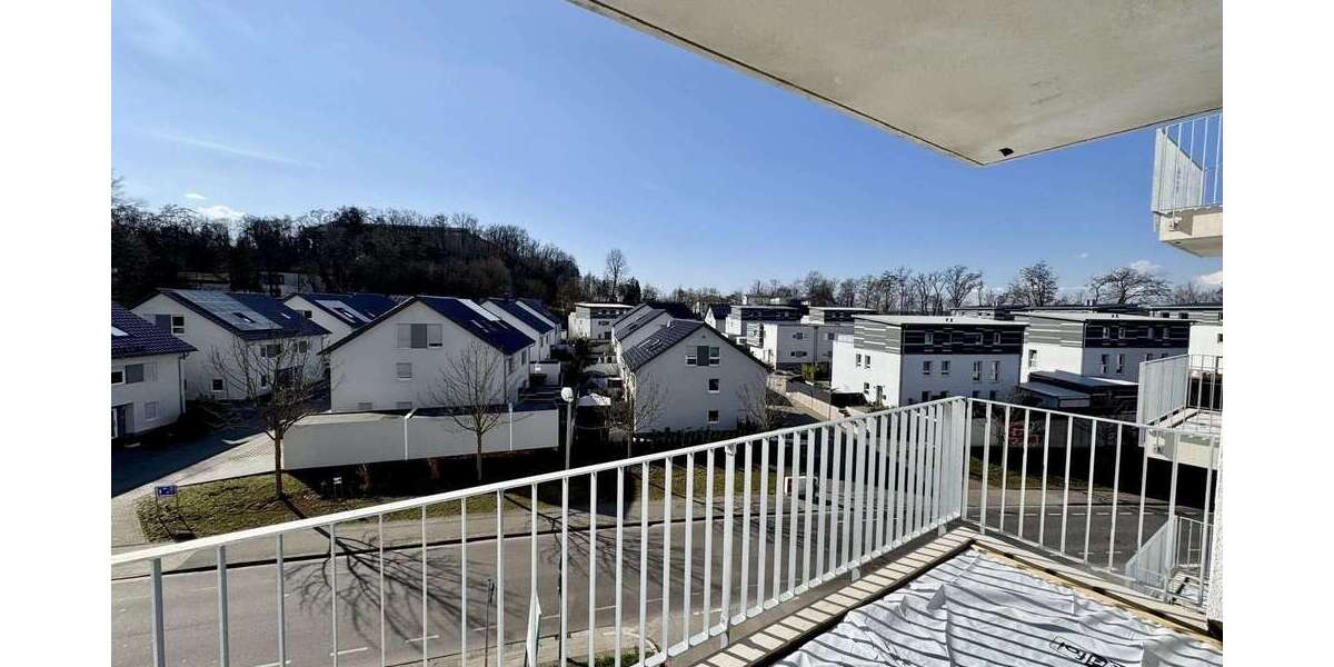 Etagenwohnung Kaiserslautern Bahnheim - 3 Zimmer, 111 m&sup2;, 1.350&euro; | Angebot:25586525